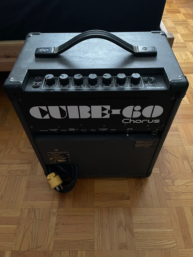 Roland Cube 60 Chorus CH-60 dans Amplificateurs et pédales  à Ville de Montréal - Image 3