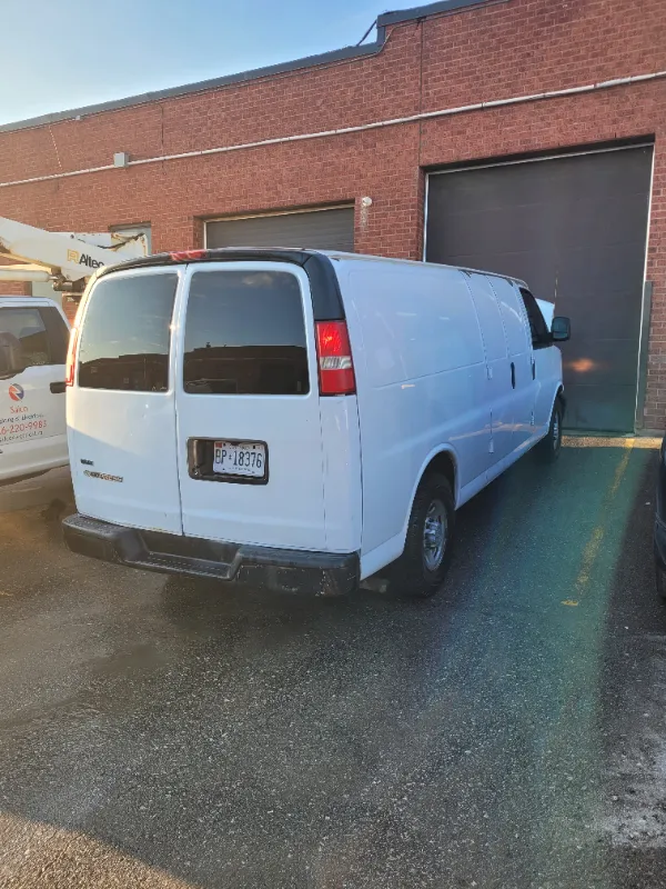 2010 Chevy Express 2500 Extended Heavy Duty $7000 flexible