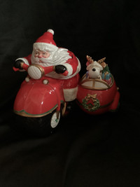Fitz &Floyd Santa motorcycle cookie jar/pot biscuits collection 