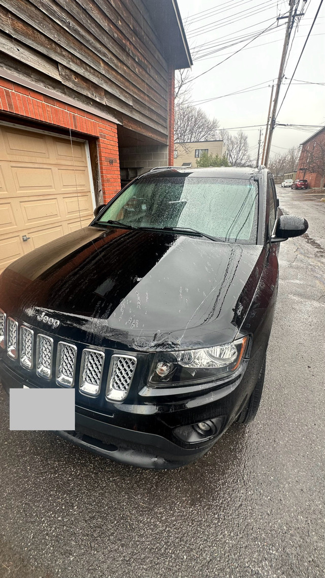 JEEP COMPASS 2015 in Cars & Trucks in Ottawa