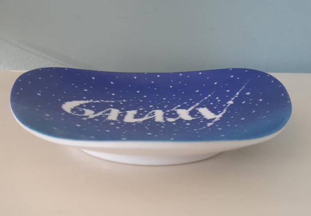 Vintage Air Canada Galaxy melamine ashtray - pristine condition in Arts & Collectibles in Markham / York Region - Image 5