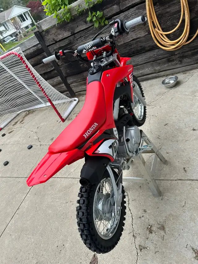 2025 crf110 in Dirt Bikes & Motocross in Norfolk County - Image 6
