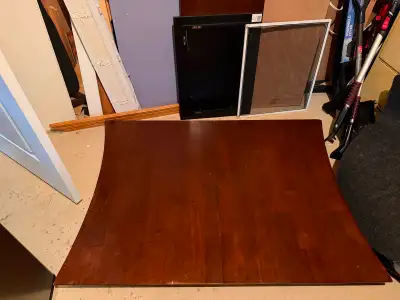 Table et chaise de salle à manger en bois, View more