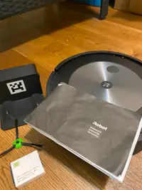New iRobot Vacuum J7