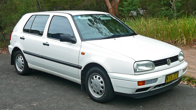 looking for a MK3 Volkswagen Golf 5spd  in Cars & Trucks in Markham / York Region