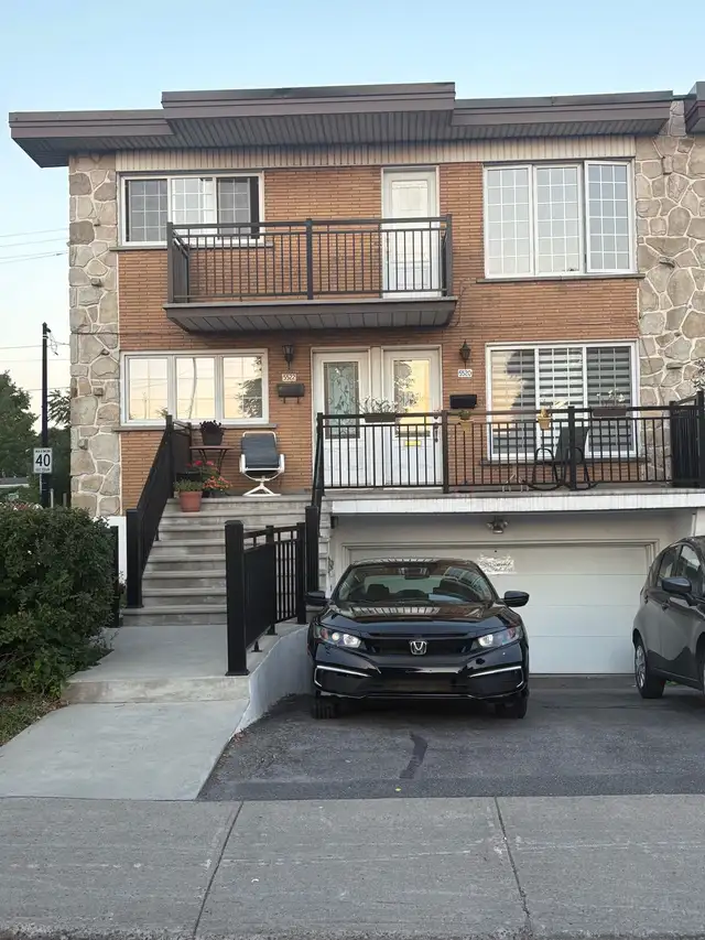 St-Leonard, Magnificent 5½ Upper Duplex for Rent