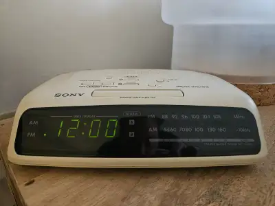 Sony Dream Machine AM/FM Clock Radio, View more