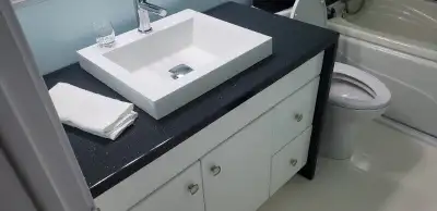 Comptoir sur mesures en epoxy, faux marbres, quartz, autres, View more