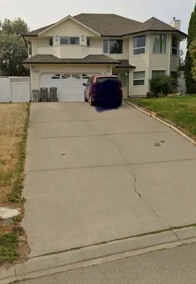 Aberdeen Home for Rent ( Garden Daylight suite)