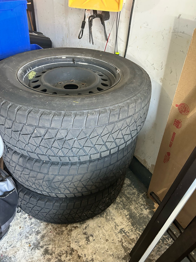4 Bridgestone Blizzak Snow Tires on Steel Rims used in Tires & Rims in Oshawa / Durham Region - Image 3