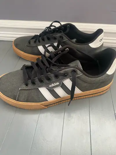 Adidas Canvas size 10, View more
