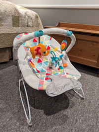 Transat Bébé  / Baby vibrating chair
