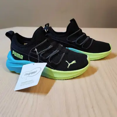 Puma boy's size 11 running shoes, View more