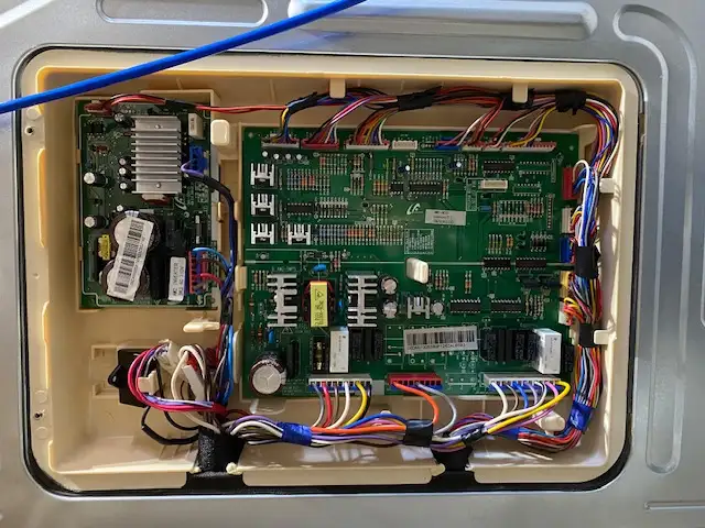 Replacement boards for Samsung refrigerator RFG297ACRS and other in Refrigerators in Markham / York Region - Image 2