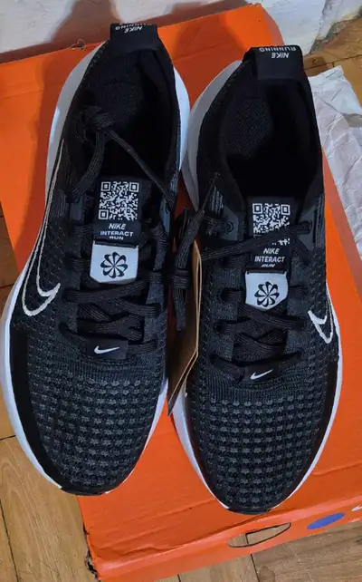 BNINike Size 7 Interact Run Running Shoes , View more