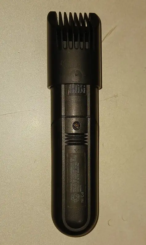 Conair modèle: HT-160, 1,5 VDC. Tondeuse sans fil pour le visage in Other in Laval / North Shore - Image 5