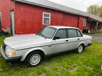 1992 Volvo 240 with less than 25000 original km