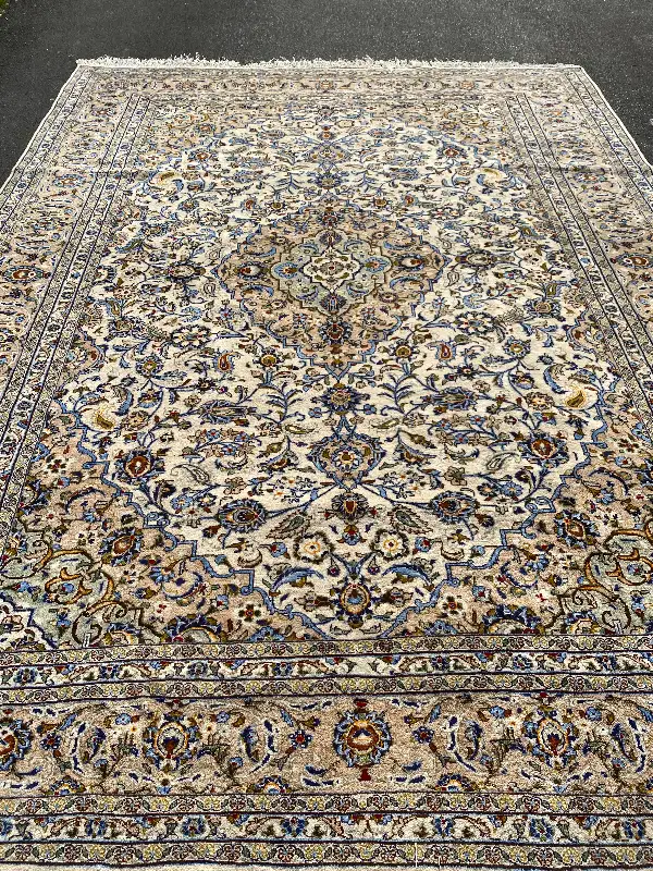 Persian kashan fine large handmade rug ( Iran) in Rugs, Carpets & Runners in Markham / York Region - Image 2