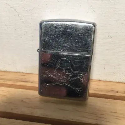 Vintage Zippo Engraved Skull Bradford PA Lighter Put in the new Flint Stones and Lighter Fuel yourse...