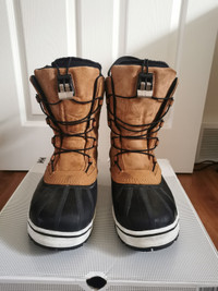 Helly Hansen mens winter boots 