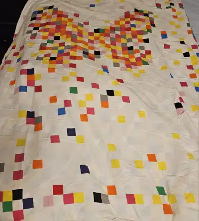 Squares - Twin bedding set (duvet cover + pillow case only) -EUC, View more