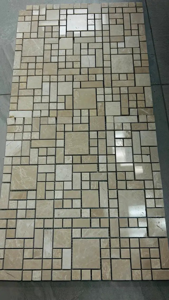 50% off Marble mosaic in Floors & Walls in Oakville / Halton Region - Image 11