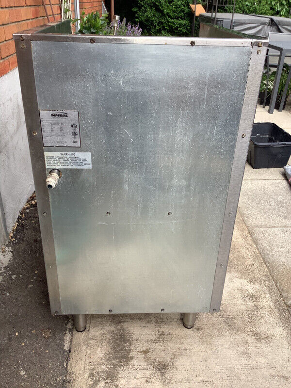 Imperial - BBQ - Gas Grill Char Broiler - 24” in Industrial Kitchen Supplies in St. Catharines - Image 4