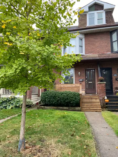 Beautiful Basement Apartment near Danforth