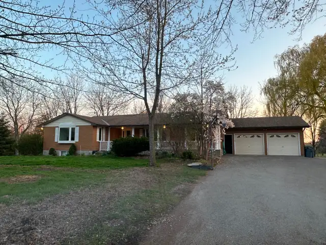 House For Rent in Long Term Rentals in Mississauga / Peel Region - Image 3