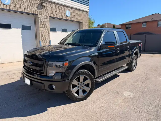 2014 Ford F150 FX4 5.0 certified fully loaded 176 km 14000$