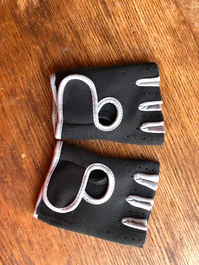 Biking gloves, View more