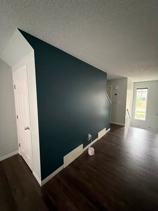 E&M Painting Services Inc.535271667506227206