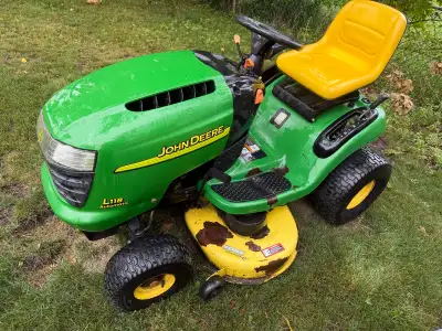 Great Running John Deere L118 Lawnmower, View more