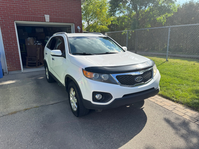 2011 KIA SORENTO LX V6 AWD BLANC - POINTE-CLAIRE dans Autos et camions  à Ville de Montréal - Image 2
