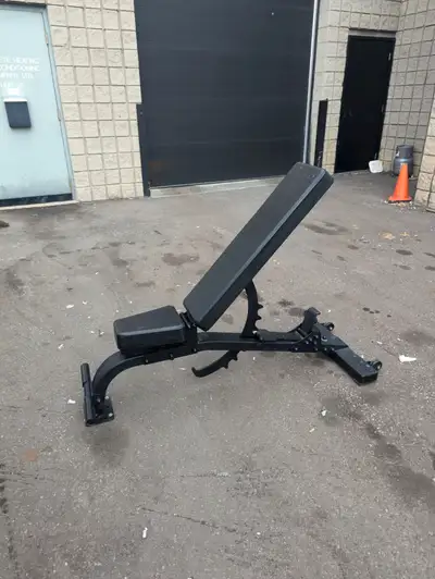 Northern Light Stealth Full Commercial Adjustable Bench 1000lbs, View more