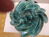 Rare Vtg BLUE MOUNTAIN POTTERY Swirl/Pinwheel Platter