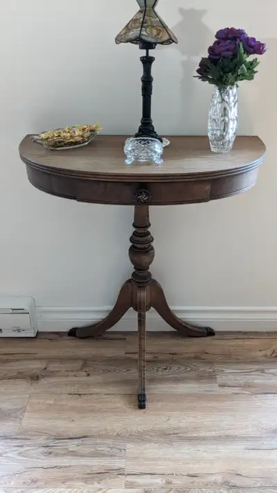 TABLE DEMI-LUNE ANTIQUE, View more