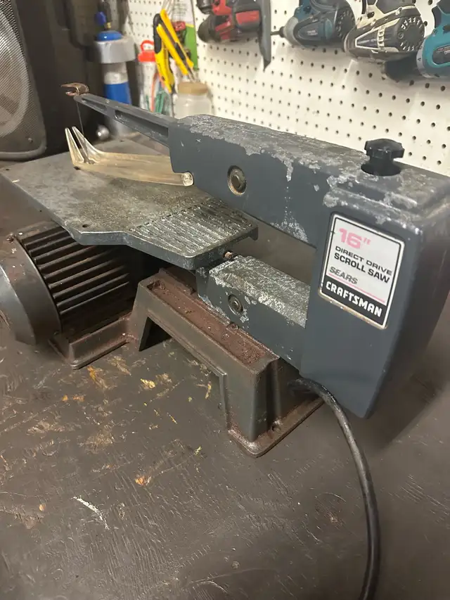 Sears Craftsman 16” Scroll Saw in Power Tools in London - Image 2