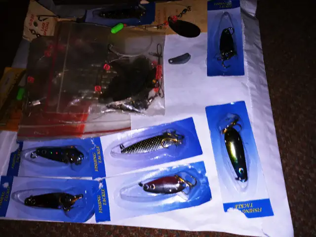 NEW  OLD  STOCK FISHING LURES in Fishing, Camping & Outdoors in Sarnia - Image 4