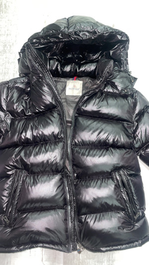 Moncler Maya | Kijiji in Ontario. - Buy, Sell & Save with Canada's #1 Local  Classifieds.