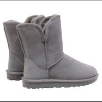 Brand New UGG style Boots Sheep Skin Shearling Boots size 9