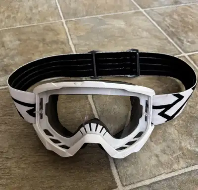 Adjustable FXR goggles. Fits a Youth Large Helmet very well. $25 OBO
