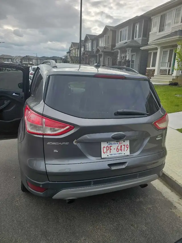 Ford Escape 2014523952991817574404