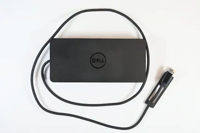 Dell D6000 Universal Dock Station USB 3.0 USB-C 4K No PSU Read! in Laptop Accessories in City of Toronto - Image 5