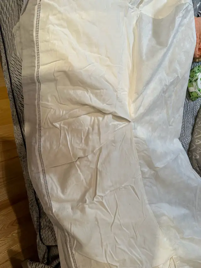 crib skirt in Cribs in Ottawa - Image 2