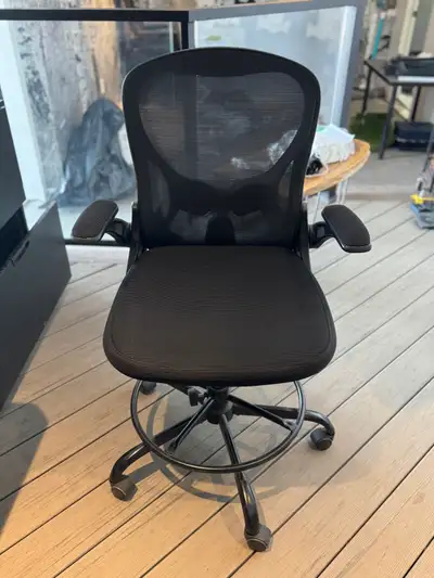 Computer Chair , Voir plus