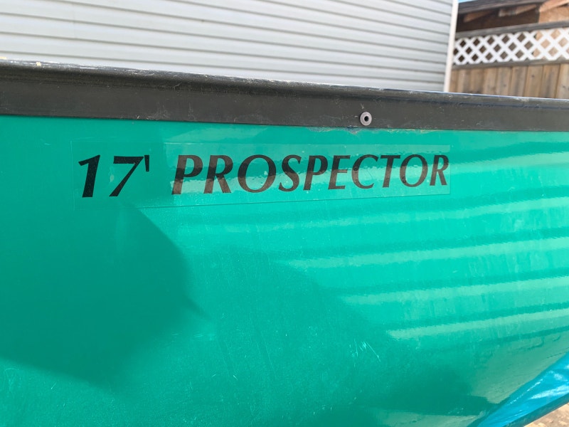 17’ Clipper Kevlar Prospector Canoe Canoes, Kayaks & Paddles