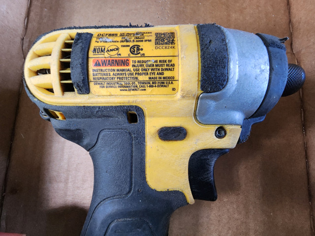 DEWALT 20V MAX Lithium-Ion Cordless 1/4" Impact Driver #DCF885 in Power Tools in Windsor Region - Image 4