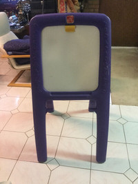 Little Tikes - Step2 Easel for Two