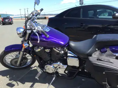 2003 HONDA Shadow 750 Spirit, Great smaller bike. Only 25257 km. Perfect for new riders, women or sm...